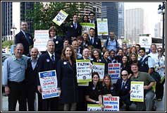 UAL Employees picketing in Chicago