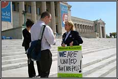 Flight Attendants Picket UAL Shareholder's Meeting