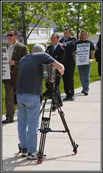 Flight Attendants Picket UAL Shareholder's Meeting