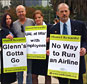 picketing at the united airlines shareholders rally