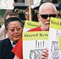 picketing at the united airlines shareholders rally